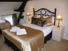 Hamlet Cottage sleeps 3-4 Stratford upon Avon